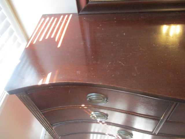 Vintage Dixie Mahogany Serpentine Front Double Dresser with Mirror - 6