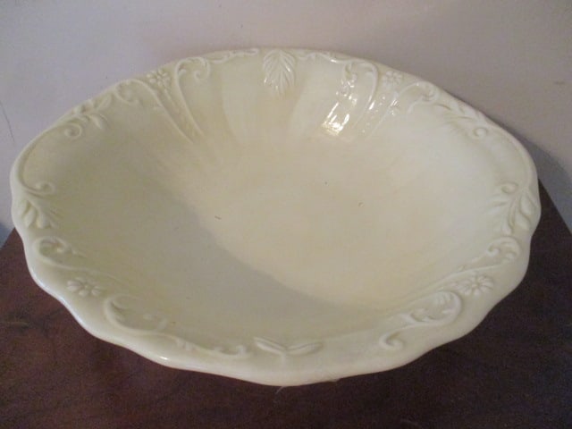 Retro Handcrafted Ceramic Pitcher and Wash Basin - 6