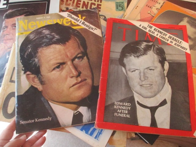 Grouping of Old Publications: "Popular Science", 1959 "Ahiman Rezon Free Masons" Code Book, - 2
