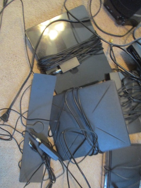 Grouping of Digital Antennas and Magnavox Analog to Digital Converter Box - 2