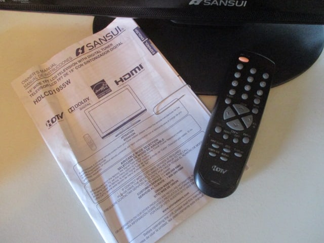 Sansui 19" LCD TV with Remote - 3