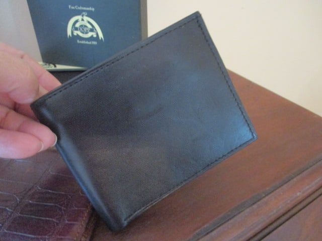 Five Like New/New Men's Wallets-Carhartt, Columbia, Dopp, etc. - 2