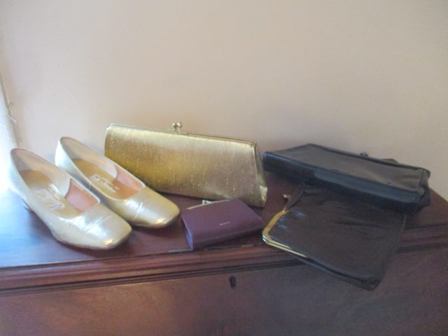 Vintage Ladies Clutch Purses and Pair of Gold Lame Low Block Heels (1 of 14)