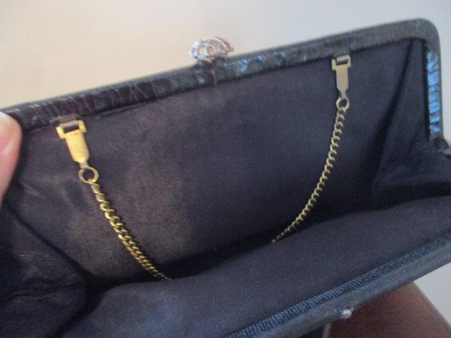 Vintage Ladies Clutch Purses and Pair of Gold Lame Low Block Heels - 4
