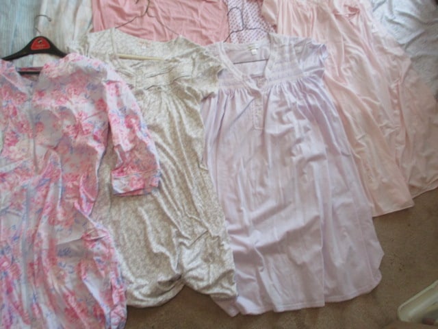 Grouping of Miss Elaine, Ashley Taylor, Kim Rogers Ladies Night Gowns, Robes and Slippers - 6