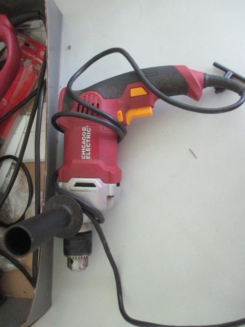 Chicago Electric Electric Heavy Duty 1/2" Drill and 6 Amp Reciprocating Saw - 2