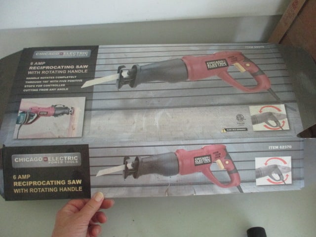 Chicago Electric Electric Heavy Duty 1/2" Drill and 6 Amp Reciprocating Saw - 7