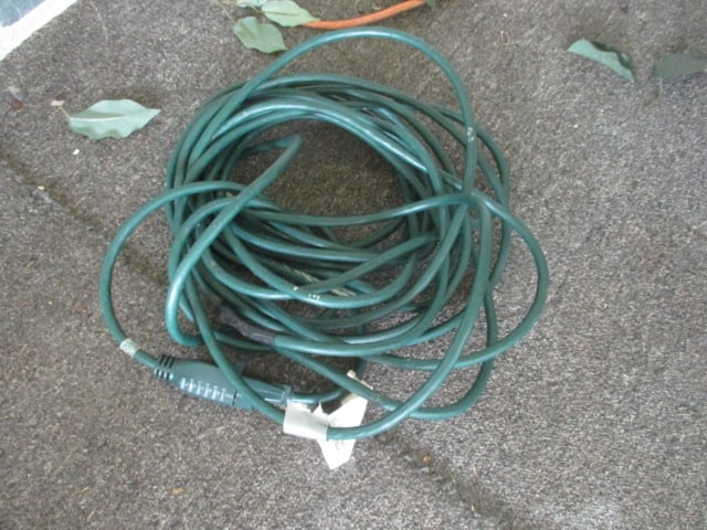 Black & Decker Electric Blower and Heavy Duty Green Extension Cord - 6