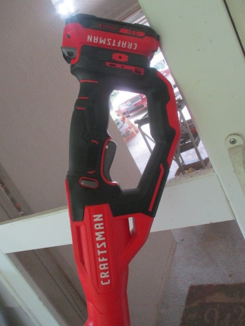 Craftsman 20v String Trimmer/Edger with Charger - 2