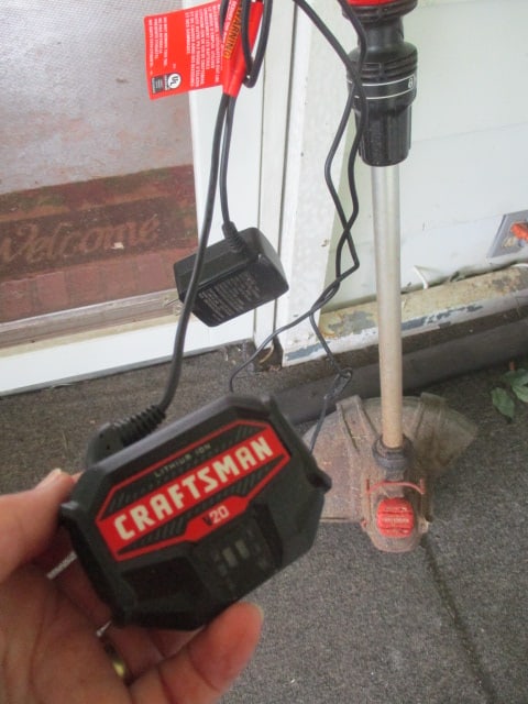 Craftsman 20v String Trimmer/Edger with Charger - 7