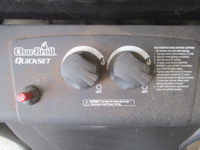 Char-Broil Quickset 2 Burner Propane Gas Grill and Four Propane Tanks - 3