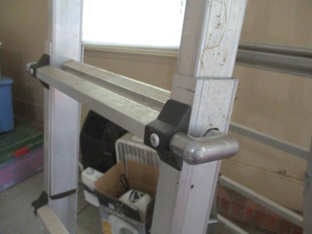 Vulcan Aluminum Model ES-17TIA-CP Multi-Use Ladder - 4