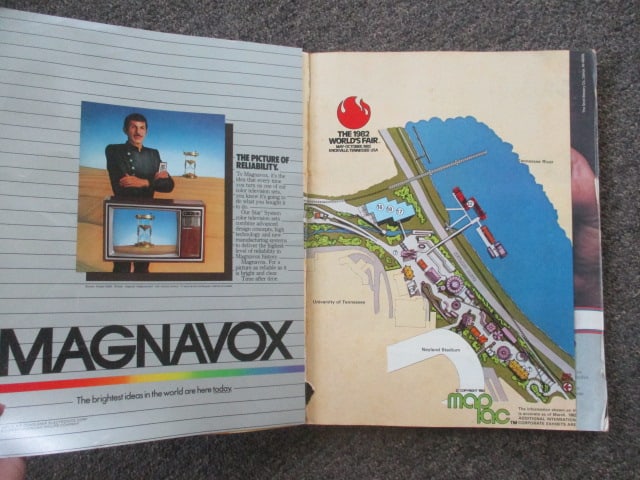 1982 Knoxville, Tn. World Fair Coca-Cola Commemorative Tray and Souvenir Book - 7