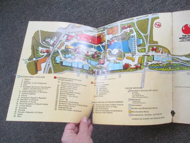 1982 Knoxville, Tn. World Fair Coca-Cola Commemorative Tray and Souvenir Book - 8