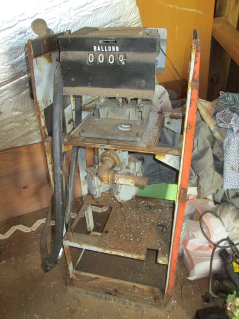 William W. Wilson's Son Inc. Gasboy Model 52 Gas Pump - 2