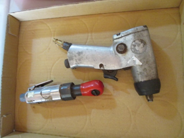 Pneumatic 1/4" Ratchet and 3/8" Impact: .