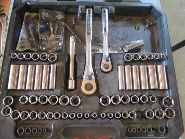 Craftsman 154 Piece Mechanics Tool Set in Heavy Duty Plastic Storage Case - 4