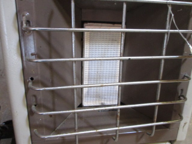 Empire Comfort Systems R-2398 LP Gas(?) Direct Hook-Up Wall Mount Heater - 3