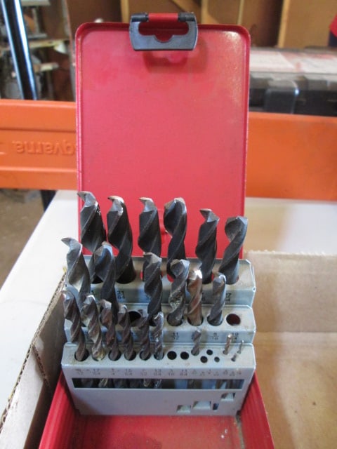 Black & Decker Electric DR501 Drill and Drill Master Drill Bits - 5