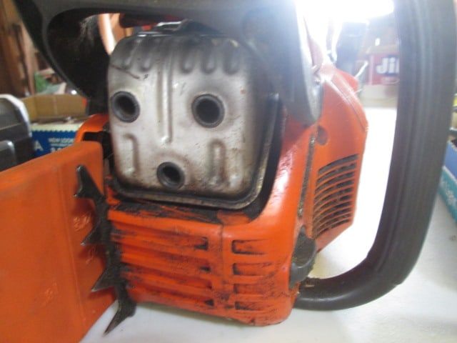 Husqvarna 455 Rancher 18" Bar Gas Chain Saw with Blade Guard - 5