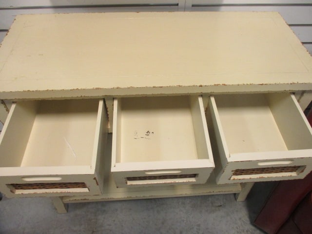 3 Drawer Entry Table - 3