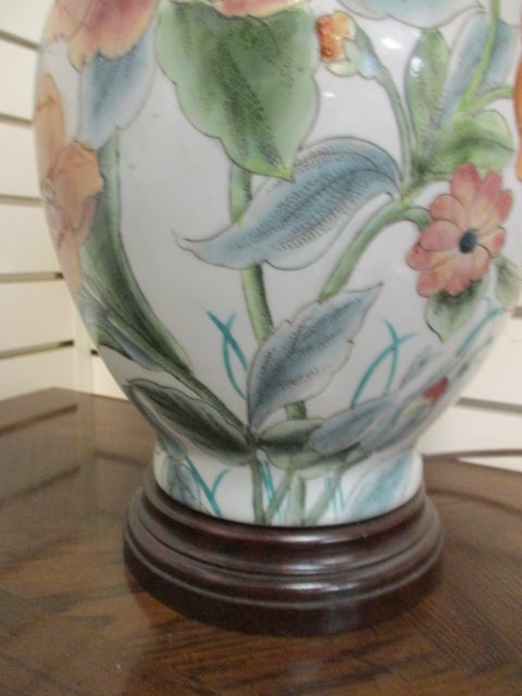 Floral Porcelain Ginger Style Table Lamp - 2
