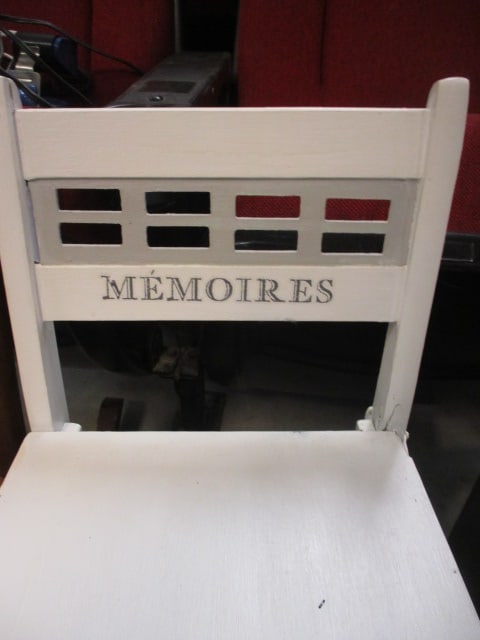 White Painted Wood Child's Chair - 2