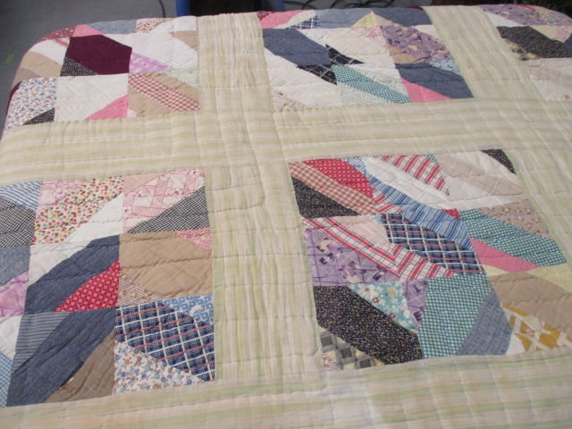 Antique Handmade Patchwork Scrap Design Quilt - 2