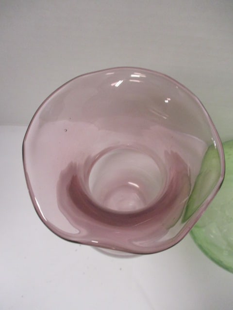 2 Colored Glass Vases - 6