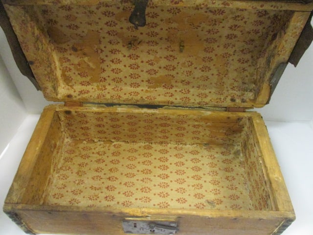 Cowhide Top Wood Box Antique - 3