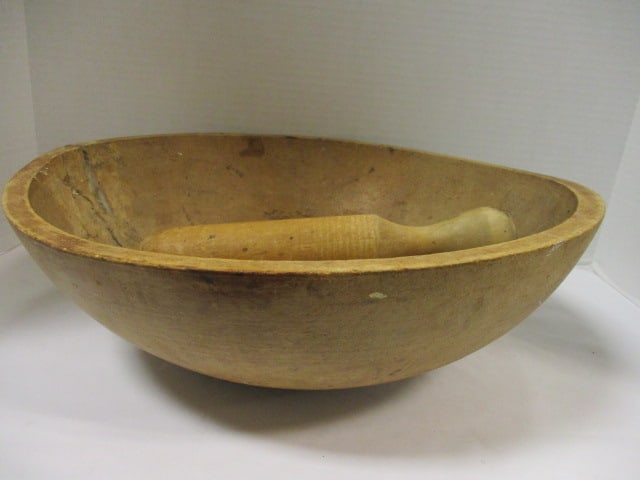 Antique Primitive Wood Dough Bowl w/Wood Pestle: 15" x 5 1/2"
