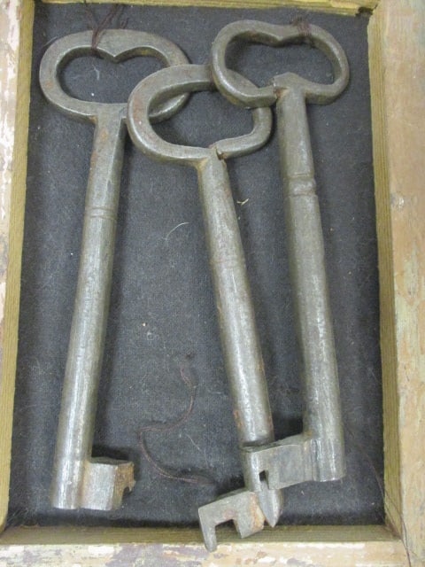 Wrought Iron Skeleton Keys mounted on Distressed Frame - 2
