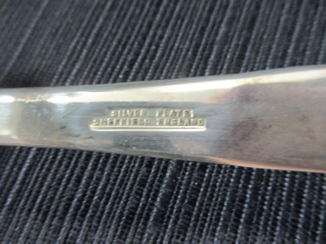 Silverplate Bowls, & 4 Silverplate Serving Spoons/Forks - 11
