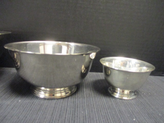 Silverplate Bowls, & 4 Silverplate Serving Spoons/Forks - 2