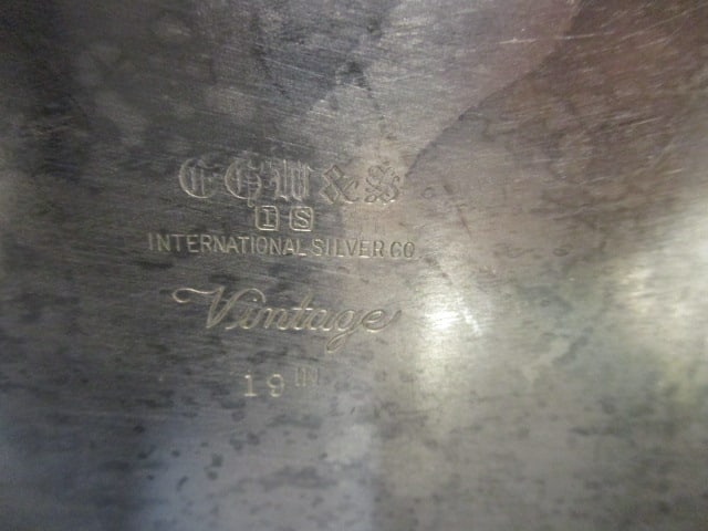 Silverplate 'Vintage' handled Tray/Platter - 5