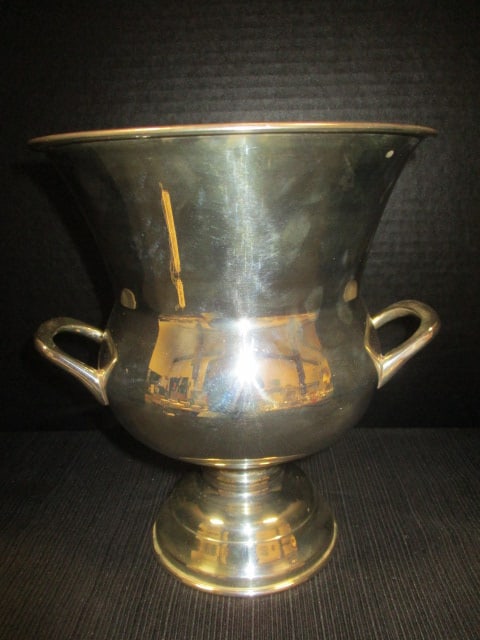Leonard Trophy Style Champagne/Ice Bucket w/Footed Base: 9"