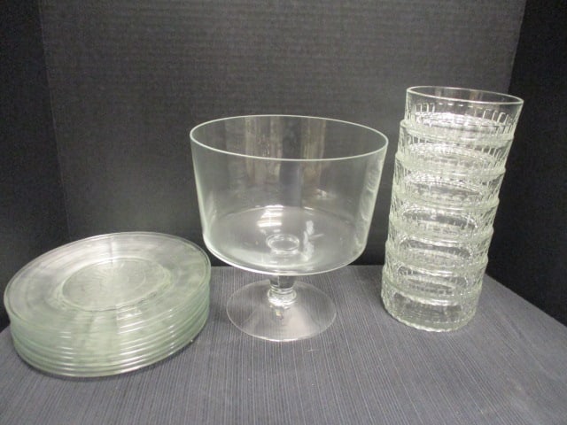 Clear Glass Pedestal Trifle Bowl, 7 Bowls, 9 Plates: .