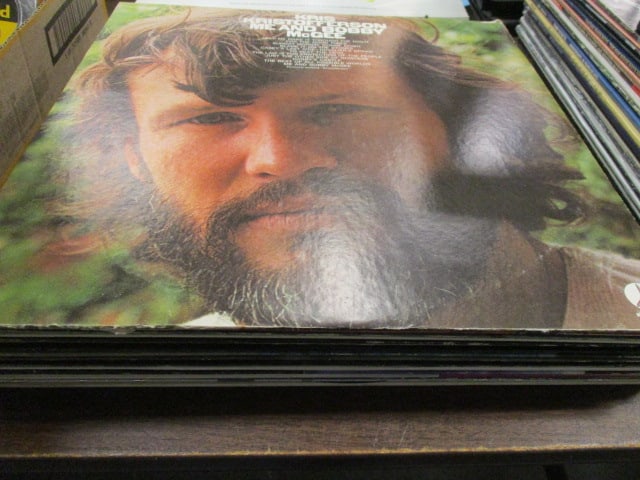 Music Albums-Kris Kristofferson Signed, Waylon Jennings, (1 of 7)