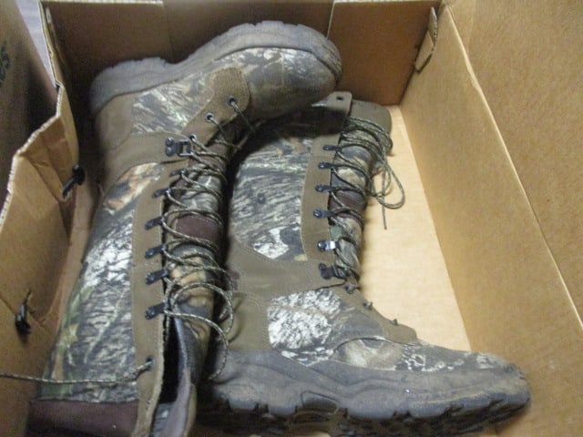 Broner Black Felt Hat & Rocky 7.5 M Swat Snake Boot in box - 5