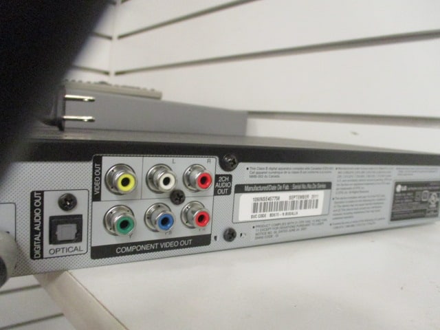 LG Blue Ray DVD Player w/remote - 4