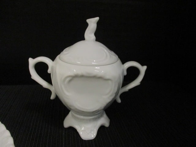 Royal Doulton White Child's Tea Set - 7