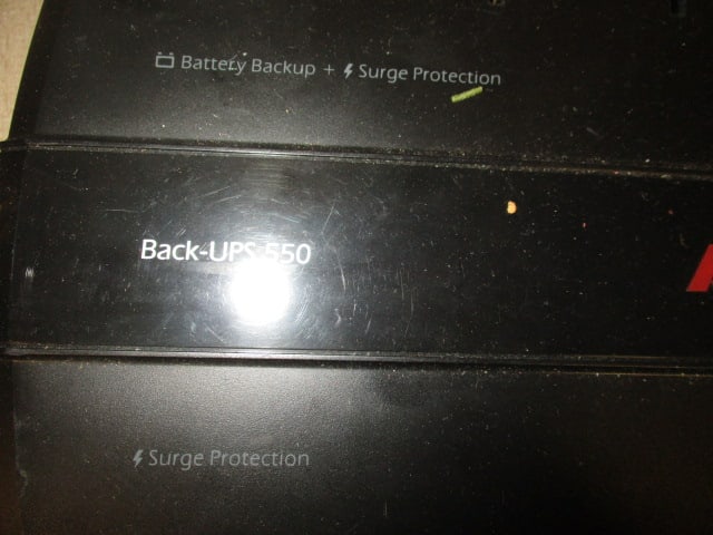 APC Back UPS_550 - 2