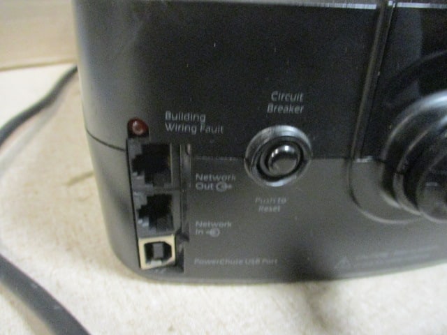 APC Back UPS_550 - 4