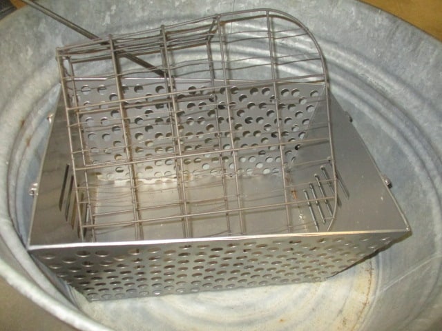 Galvanized 22" Diameter Round Wash Tub, Metal Tray, - 3