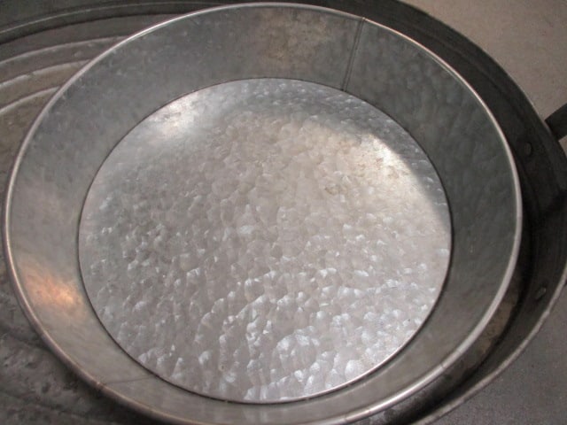 Galvanized Metal Tray 20 x 15, Round 11" Tray, & metal Serving - 2