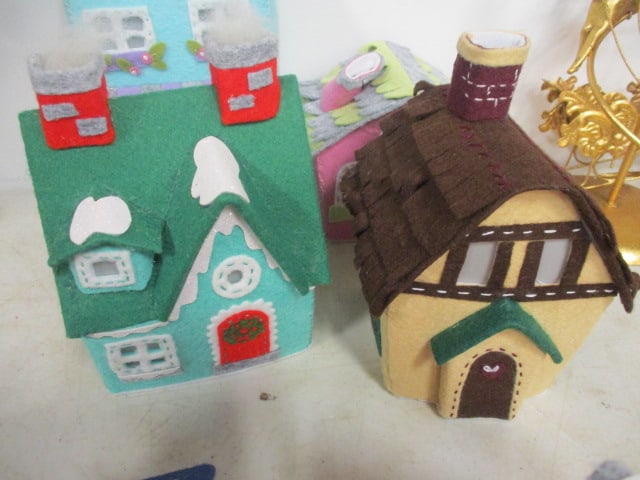 Felt Village & Animals Grouping - 4