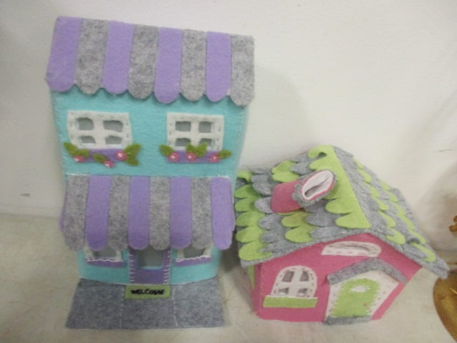 Felt Village & Animals Grouping - 5