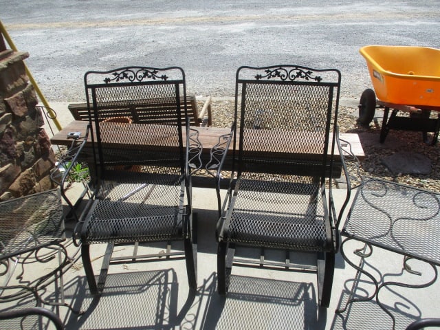 Wrought Iron (Lot of 2) Bouncy Chairs & 2 Tables (1 of 5)