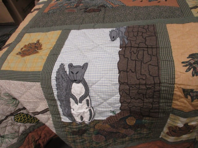 Pair of Patch Magic Quilted Woodland Style Twin Bedspreads - 4