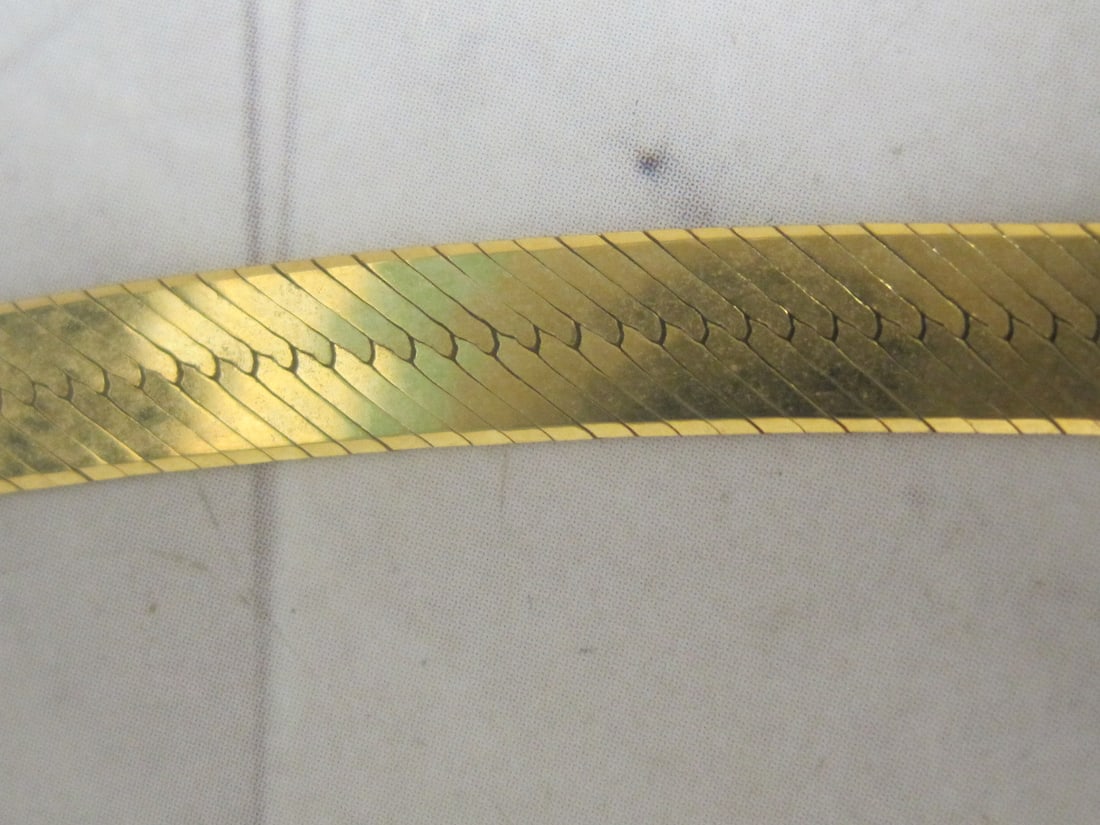 18" 10k Gold Herringbone Chain - 2